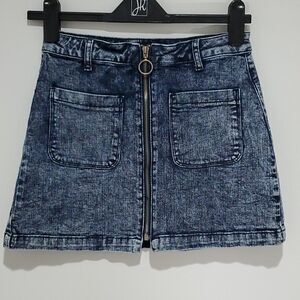 𝅺forever 21 jean skirt Waist 26